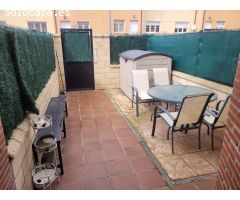 SE VENDE CHALET EN MAGAZ DE PISUERGA. A 5 MINUTOS DE PALENCIA POR AUTOVIA