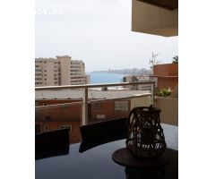 Se alquila precioso apartamento desde 01/10/2024 - 30/06/2025 con vistas al mar en Fuengirola