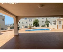 SE ALQUILA MEDIA TEMPORADA DEL 1/9/2024 - 30/6/2025  BONITO APARTAMENTO CON VISTAS AL MAR  EN BENALM