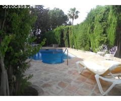 SE VENDE MAGNIFICA VILLA EN  URBANIZACION SOLYMART (BENALMADENA)