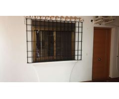 MEDIA TEMPORADA SE ALQUILA  DEL 01/09/24-30/6/25 BONITO APARTAMENTO EN 1ª LINEA DE PLAYA EN LA CARIH