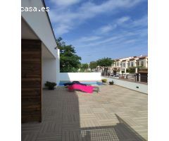 SE ALQUILA MEDIA TEMPORADA DESDE 1.10.24 -31.5.25 .APARTAMENTO A ESTRENAR  CON VISTAS AL MAR EN ZONA