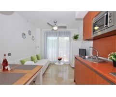 Se alquila MEDIA TEMPORADA desde el 15/09/2025-31/05/2026 precioso apartamento a 250 metros de la pl