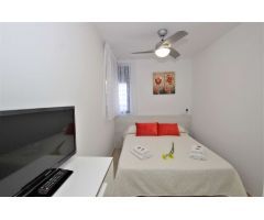 Se alquila MEDIA TEMPORADA desde el 15/09/2025-31/05/2026 precioso apartamento a 250 metros de la pl