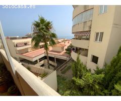 MEDIA TEMPORADA . SE ALQUILA DEL 1.9.24-30.6.25 BONITO APARTAMENTO EN 2ª LINEA DE PLAYA EN BENALMADE