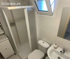 MEDIA TEMPORADA . SE ALQUILA DEL 1.9.24-30.6.25 BONITO APARTAMENTO EN 2ª LINEA DE PLAYA EN BENALMADE