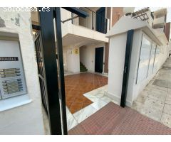 MEDIA TEMPORADA . SE ALQUILA DEL 1.9.24-30.6.25 BONITO APARTAMENTO EN 2ª LINEA DE PLAYA EN BENALMADE