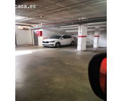 SE VENDE PLAZA DE GARAJE EN AVENIDA LAS PALMERAS (BENALMADENA)