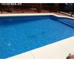 SE VENDE BONITO CHALET EN MIJAS