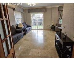 SE VENDE BONITO CHALET EN MIJAS