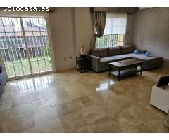 SE VENDE BONITO CHALET EN MIJAS