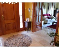 SE VENDE BONITO CHALET EN MIJAS