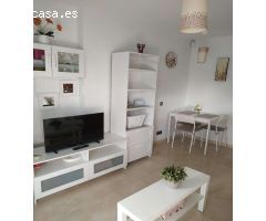 Se alquila MEDIA TEMPORADA del 1/09/2025-30/62026  bonito apartamento en Benalmadena Costa a 200 met