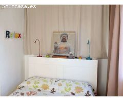 MEDIA TEMPORADA . SE ALQUILA DESDE 1,12,24-15.5.25 BONITO APARTAMENTO CON AMPLIA TERRAZA EN BENALMAD