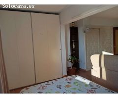 MEDIA TEMPORADA . SE ALQUILA DESDE 1,12,24-15.5.25 BONITO APARTAMENTO CON AMPLIA TERRAZA EN BENALMAD