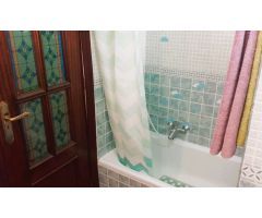 MEDIA TEMPORADA . SE ALQUILA DESDE 1,12,24-15.5.25 BONITO APARTAMENTO CON AMPLIA TERRAZA EN BENALMAD