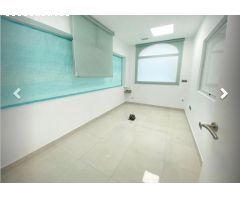 EN VENTA EDIFICIO DESTINADO AL CENTRO MÉDICO, SITUADO EN  BENALMADENA