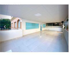 EN VENTA EDIFICIO DESTINADO AL CENTRO MÉDICO, SITUADO EN  BENALMADENA
