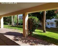 MEDIA TEMPORADA . SE ALQUILA DESDE  1.11.2024-30.06.2025 BONITO APARTAMENTO EN LA CARIHUELA (TORREMO