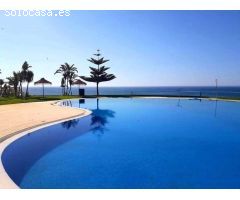 SE VENDE MAGNIFICO APARTAMENTO TOTALMENTE REFORMADO CON VISTAS AL MAR EN BENAMADENA EN 2ª LINEA DE P