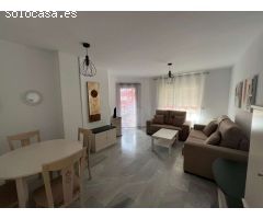Media temporada . Se alquila  desde ahora hasta 30 de junio 2025 bonito apartamento en Los Boliches 