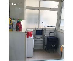 Media temporada . Se alquila  desde ahora hasta 30 de junio 2025 bonito apartamento en Los Boliches 
