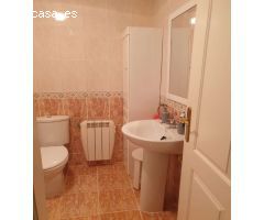 Media temporada . Se alquila  desde ahora hasta 30 de junio 2025 bonito apartamento en Los Boliches 
