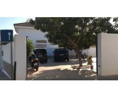 Se alquila MEDIA TEMPORADA desde  2.2.25-30.6.25   bonito chalet recién reformado  zona los pacos en