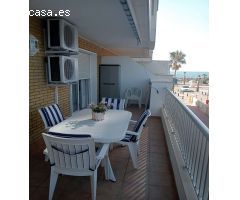 MEDIA TEMPORADA . SE ALQUILA  BONITO APARTAMENTO DESDE 1.9.25-30.6.25 EN 1ª LINEA DE PLAYA  CON VIST