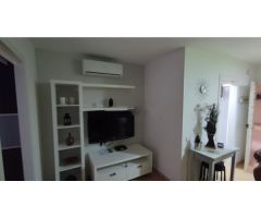 Se alquila de 1/12/2025-30/03/2026 bonito apartamento reformado en Benalmádena.-