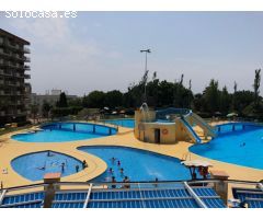 Se alquila de 1/12/2025-30/03/2026 bonito apartamento reformado en Benalmádena.-