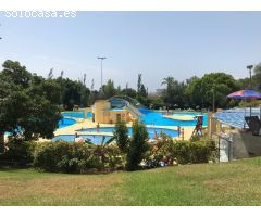 Se alquila de 1/12/2025-30/03/2026 bonito apartamento reformado en Benalmádena.-