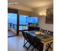 Se alquila  del  1.9.2025-30.06.2026  bonito  duplex  con vistas al mar en 1ª linea de playa en Bena