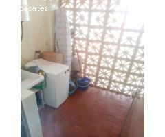 SE VENDE BONITO PISO ZONA  CASTILLO SOHAIL EN FUENGIROLA