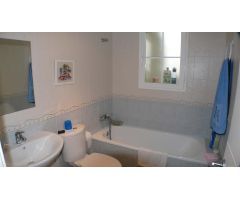 MEDIA TEMPORADA . SE ALQUILA DESDE 1.9.25-30.6.26 BONITO APARTAMENTO  EN  TORREQUEBRADA EN BENALMADE