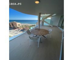SE ALQUILA POR LARGA TEMPORADA APARTAMENTO DE  LUJO CON VISTAS AL MAR EN FUENGIROLA
