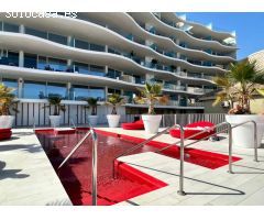 SE ALQUILA POR LARGA TEMPORADA APARTAMENTO DE  LUJO CON VISTAS AL MAR EN FUENGIROLA