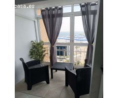 MEDIA TEMPORADA . SE ALQUILA DESDE AHORA BONITO ESTUDIO REFORMADO CON VISTAS AL MAR EN BENALMADENA