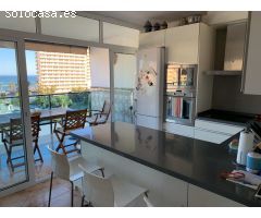 SE VENDE BONITO APARTAMENTO EN 2ª  LINEA DE PLAYA CON VISTAS MAR EN BENALMADENA