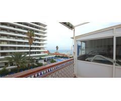 MEDIA TEMPORADA . SE ALQUILA  DESDE 1.9.25-31.12.25 BONITO DUPLEX CON VISTAS AL MAR   (TORREMOLINOS)