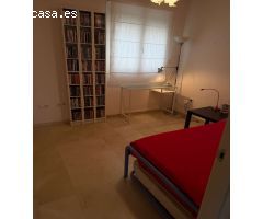 SE ALQUILA POR LARGA  TEMPORADA DESDE 1.6.25- BONITO APARTAMENTO CON VISTAS AL MAR EN BENALMADENA  P