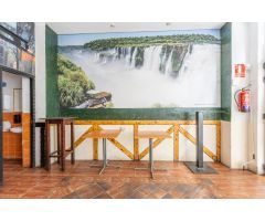 SE VENDE BAR