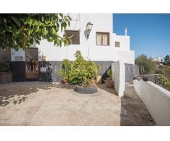 Casa con terreno en Venta en Telde, Las Palmas