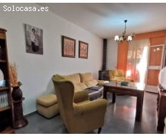 CASA CON PATIO