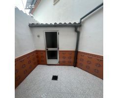 CASA ADOSADA