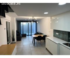 SE VENDE ADOSADO EN PLAYA TORRES, VILAJOIOSA