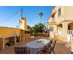 Chalet en Venta en Orihuela Costa, Alicante
