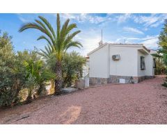 VILLA CON 950M DE PARCELA EN CIUDAD QUESADA