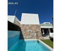 Villa en Venta en Orihuela Costa, Alicante