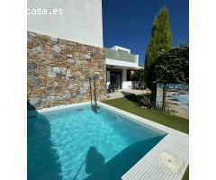 Villa en Venta en Orihuela Costa, Alicante